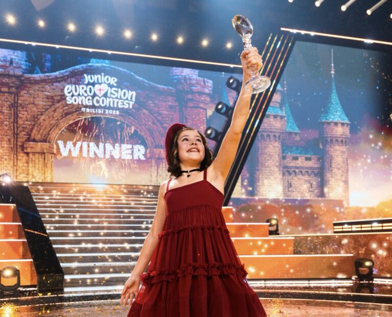 France wins Junior Eurovision Song Contest 2025